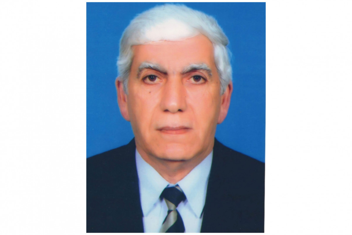 Əməkdar artist Akif Mirabov