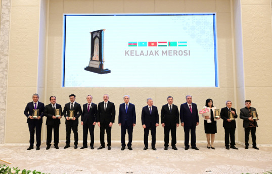 Prezident İlham Əliyev Daşkənddə "Gələcəyin İrsi" Beynəlxalq Mükafatının təqdimat mərasimində iştirak edib