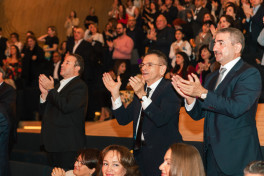 Plasido Dominqo Heydər Əliyev Mərkəzində çıxış edib
