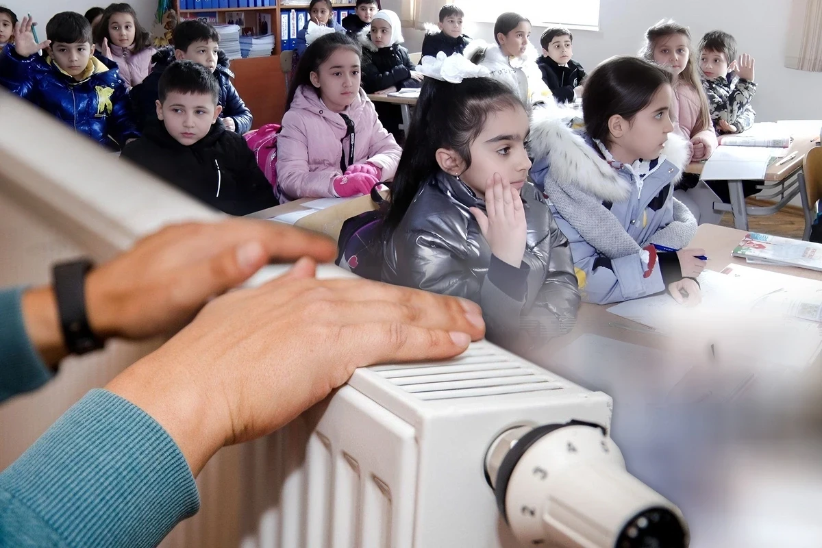 450-yə yaxın məktəbdə istilik təminatı mərkəzləşdirilmiş şəkildə təşkil olunur