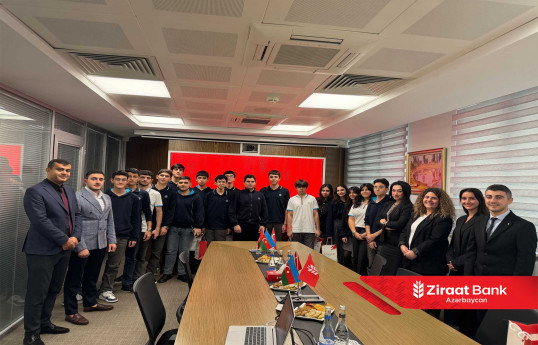 Ziraat Bank Azərbaycan məktəblilər üçün maliyyə savadlılığı təlimi təşkil edib