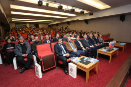 "Taşları Toplama Zamanı" kitabının Türkiyədə təqdimatı baş tutub - FOTO 