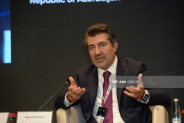 Bakıda IX Beynəlxalq Bankçılıq Forumu keçirilir - FOTO 