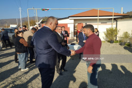 Növbəti köç karvanı Xocavəndin Sos kəndinə çatıb, açarlar təqdim edilib - VİDEO  - FOTO  - YENİLƏNİB 