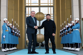 Ərdoğan Zelenski ilə görüşüb