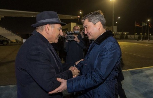 Ermənistanın Baş naziri Nikol Paşinyan və Qazaxıstanın Baş naziri Oljas Bektenov