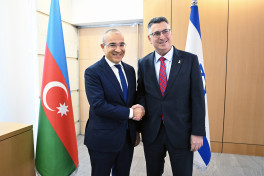 İqtisadiyyat naziri Mikayıl Cabbarovun İsrailin xarici işlər naziri Qideon Saarla görüşü