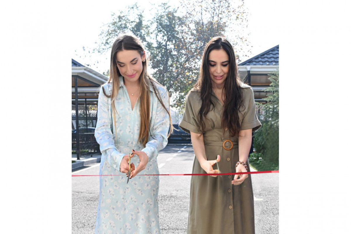Alena Əliyeva və Heydər Əliyev Fondunun vitse-prezidenti Leyla Əliyeva