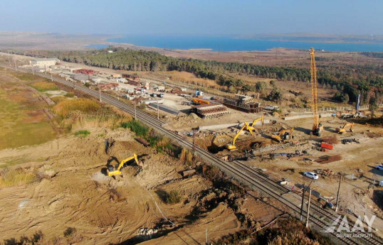 Pirşağı–Novxanı–Xırdalan–M4 avtomobil yolu layihəsi üzrə daha bir tunelin tikintisinə başlanılıb - FOTO 