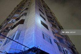 Bakıda yaşayış binasında baş verən yanğın söndürülüb - FOTO  - VİDEO  - YENİLƏNİB-3 