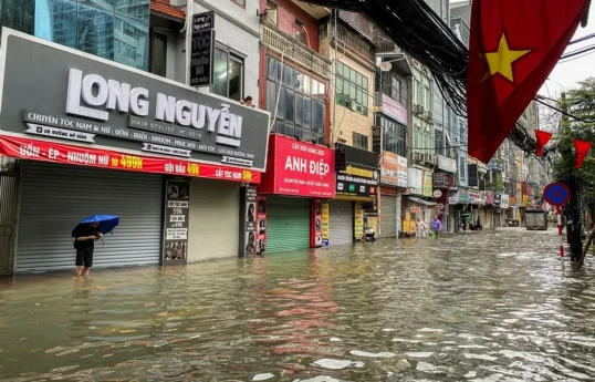 Vyetnamda daşqın və torpaq sürüşmələri 55 nəfərin həyatına son qoyub