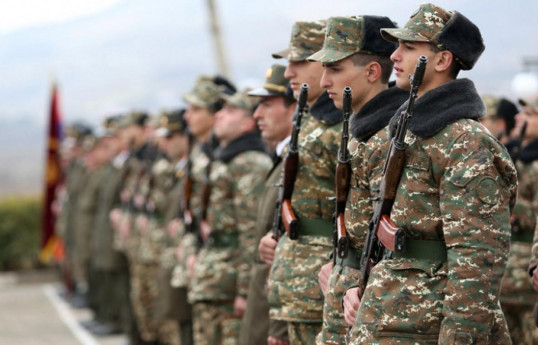 Ermənistanda hərbi xidmət müddətini 18 aya endirmək təklif olunub