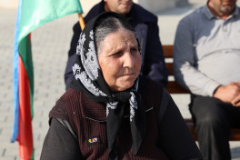 Köç karvanları Xocalının Xanyurdu və Təzəbinə kəndlərinə çatıb, açarlar təqdim olunub - FOTO  - YENİLƏNİB 