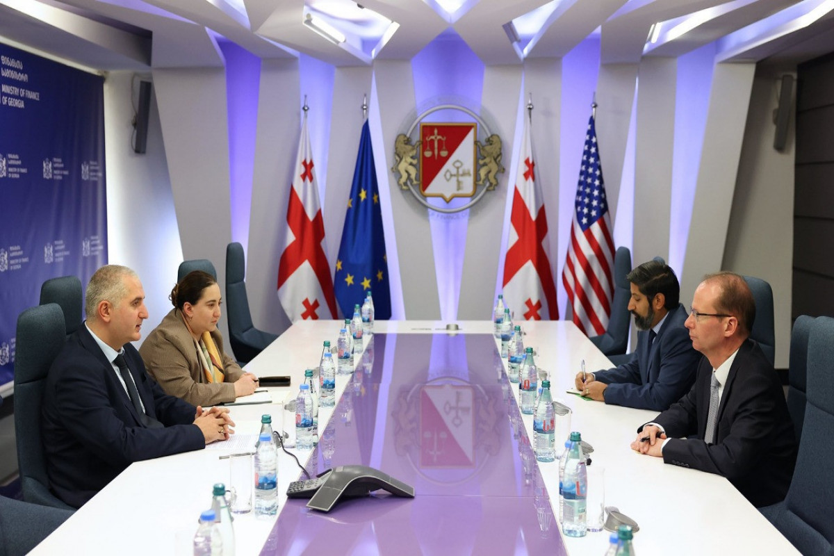 ABŞ diplomatı Gürcüstanın maliyyə naziri ilə TRIPP layihəsini müzakirə edib