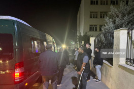 Növbəti köç karvanı Kəlbəcər şəhərinə çatıb, açarlar təqdim olunub - FOTO  - VİDEO  - YENİLƏNİB-1 