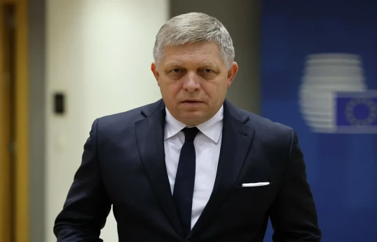 Slovakiyanın Baş naziri Robert Fitso