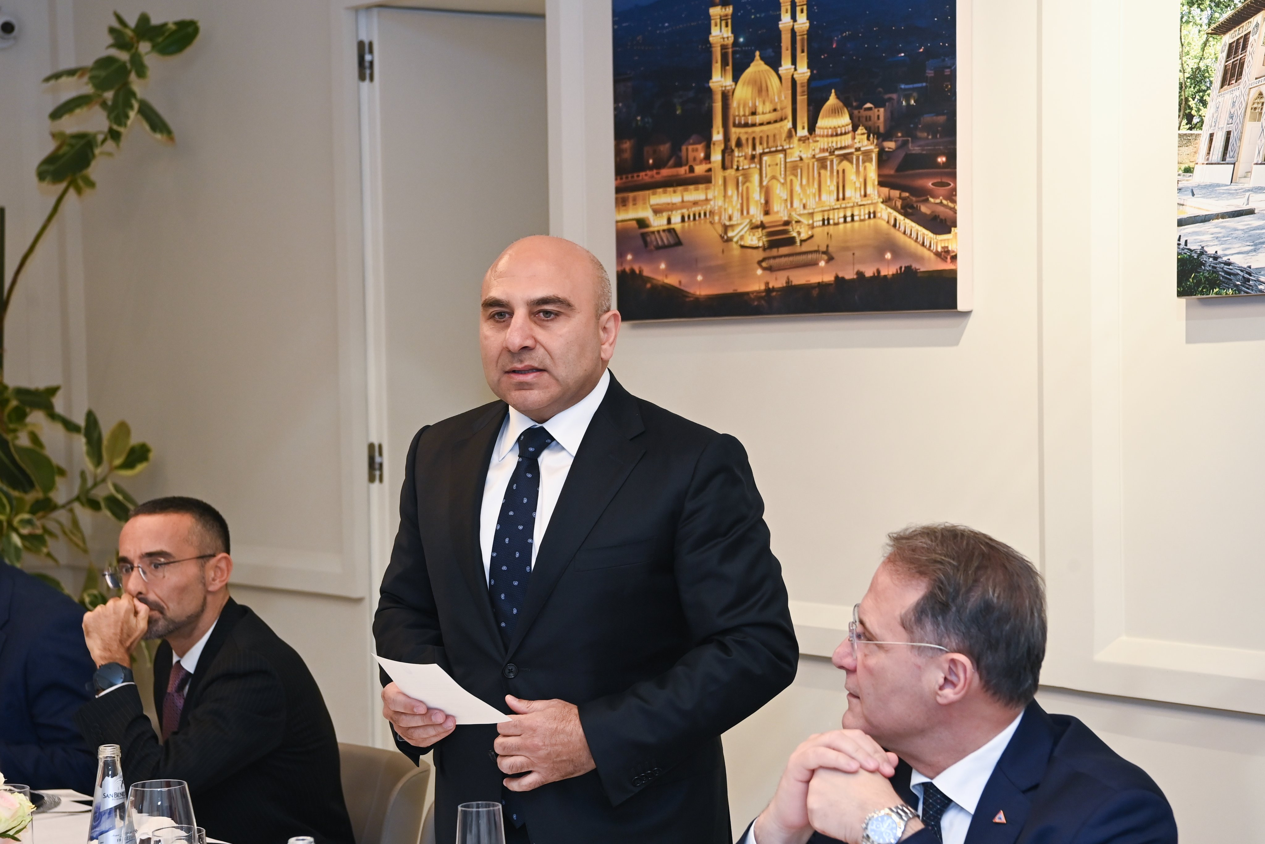 Ceyhun Bayramov Romada İtaliyanın yüksək vəzifəli rəsmiləri ilə şam yeməyinə qatılıb