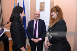 Fransa səfirliyində “Beynəlxalq Fransız dili müəllimləri günü” keçirilib - FOTO 