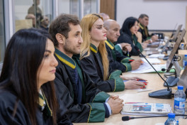 Arayik Harutyunyan və digərlərinin məhkəməsində altı təqsirləndirilən şəxsin vəkili müdafiə çıxışı edib