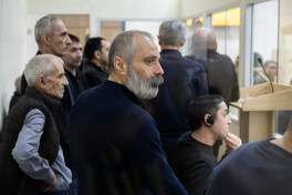 Arayik Harutyunyan və digərlərinin məhkəməsində altı təqsirləndirilən şəxsin vəkili müdafiə çıxışı edib
