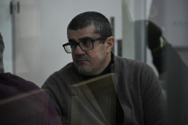 Arayik Harutyunyan və digərlərinin məhkəməsində altı təqsirləndirilən şəxsin vəkili müdafiə çıxışı edib