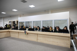 Arayik Harutyunyan və digərlərinin məhkəməsində altı təqsirləndirilən şəxsin vəkili müdafiə çıxışı edib