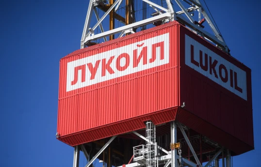 Britaniya “Lukoil” şirkətinin xarici aktivlərinə müvəqqəti olaraq sanksiyaları ləğv edib
