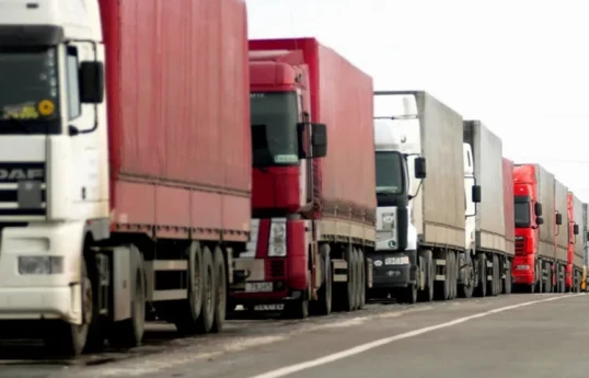 Gürcüstan Gəlirlər Xidməti: Qırmızı körpüdə yük avtomobilləri üçün gömrük prosedurları xüsusi rejimdə həyata keçirilir