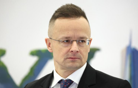 Macarıstanın xarici işlər və xarici iqtisadi əlaqələr naziri Peter Siyarto