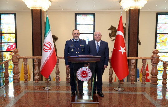 Türkiyə və İran müdafiə nazirləri Ankarada görüşüb