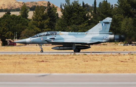 NATO Yunanıstana “Mirage” qırıcılarını Ukraynaya verməsi üçün təzyiq edir