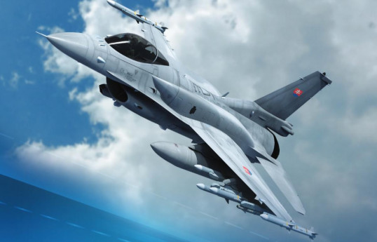 Slovakiya ABŞ-dan aldığı F-16 qırıcısının yeddisini təhvil alıb