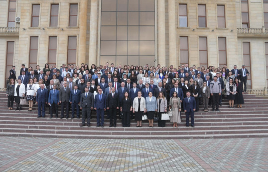 Firudin Qurbanov Qubada təhsil müəssisələrində olub