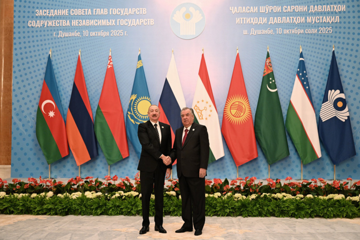 Prezident İlham Əliyev, Prezident Emoməli Rəhmon