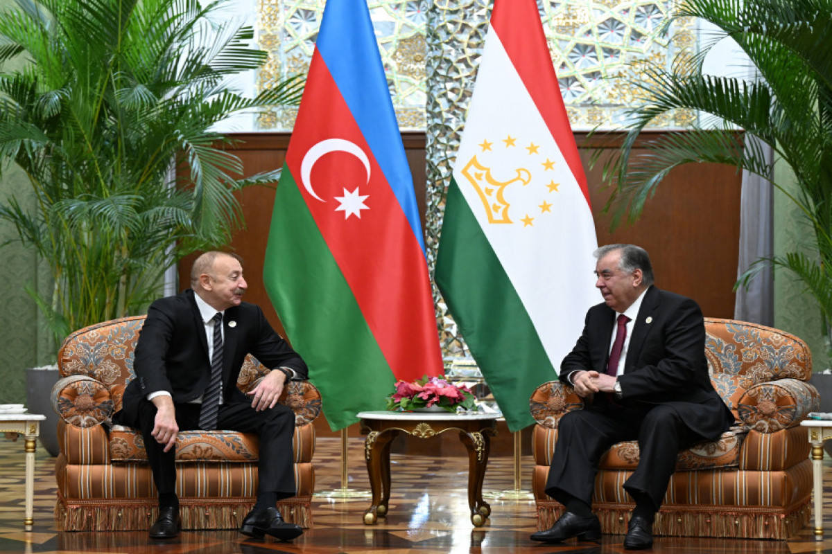 Prezident İlham Əliyev, Emoməli Rəhmon