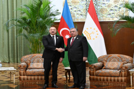 Prezident İlham Əliyev, Prezident Emoməli Rəhmon