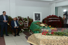 Xalq artisti Əminə Yusifqızı dəfn edilib - YENİLƏNİB-3  - FOTO  - VİDEO 