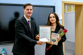Cambridge CELTA kursunu uğurla bitirənlərə beynəlxalq sertifikatlar təqdim olunub - FOTO 