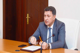 ATU rektoru Prezident təqaüdçüləri ilə görüşüb