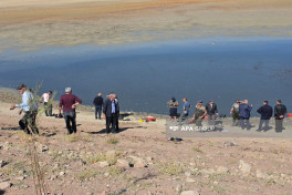 Culfada su anbarında balıqlar kütləvi tələf olub - FOTO  - YENİLƏNİB 
