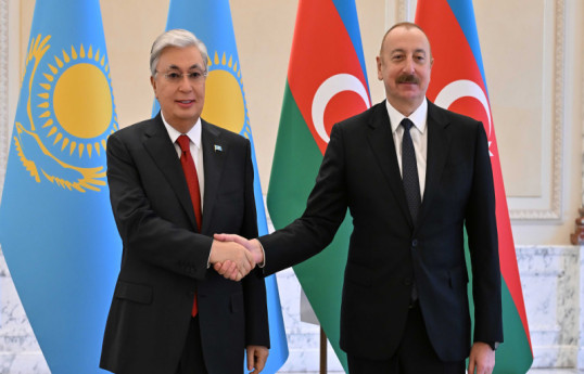 Kasım-Jomart Tokayev, Prezident İlham Əliyev
