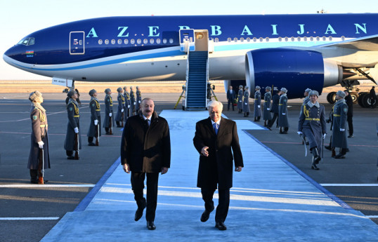 Azərbaycan Respublikasının Prezidenti İlham Əliyev  və  Qazaxıstan Respublikasının Prezidenti Kasım-Jomart Tokayev