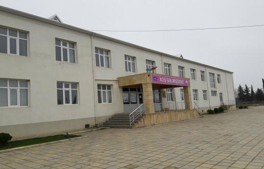 Biləsuvarda məktəb direktoru işdən çıxarılıb