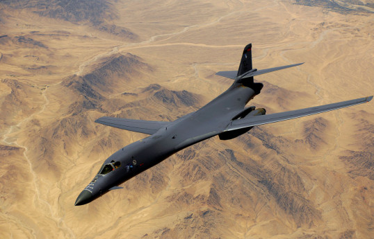 ABŞ Venesuelaya B-1 strateji bombardmançı təyyarələri göndərib
