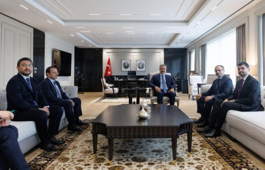 Hakan Fidan TÜRKPA-nın Baş katibi Ramil Həsəni qəbul edib