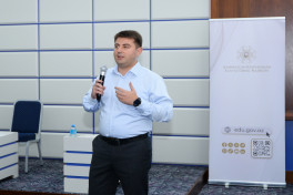 “Elm və təhsil yeniliklərinin media təqdimatı” mövzusunda təlim keçirilib