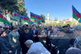 Şəhid Mübariz Şahmurovun nəşinin qalıqları Keşlədə dəfn olunub - FOTO 