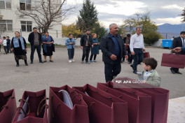 Növbəti köç karvanı Ağdərənin Həsənriz kəndinə çatıb- FOTO  - YENİLƏNİB 