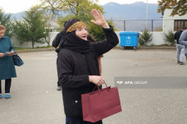 Növbəti köç karvanı Ağdərənin Həsənriz kəndinə çatıb- FOTO  - YENİLƏNİB 