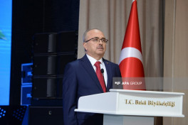 Bakıda Türkiyə Cümhuriyyətinin yaranmasının 102-ci ildönümünə həsr olunmuş təntənəli mərasim keçirilir - FOTO 